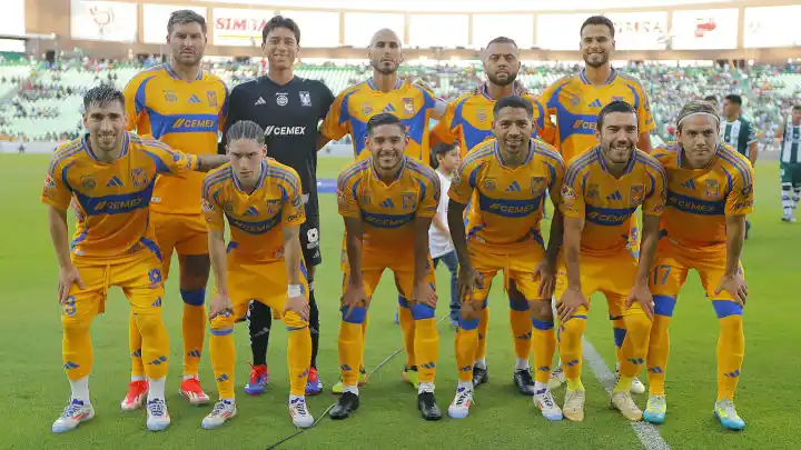 01j43ssxb91tm40b4bw2 ezgif.com png to webp converter